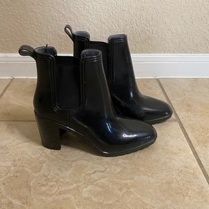 BLACK ANKLE RAIN BOOTS